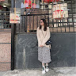 Meet your Posher, Nhi